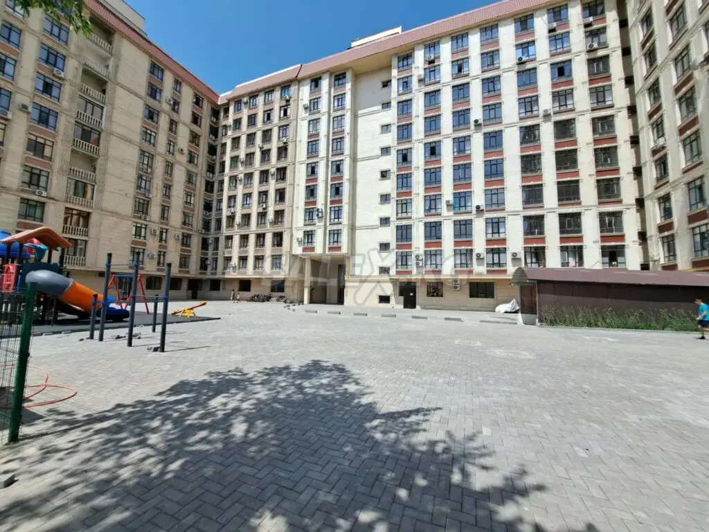 Продаю 1-комнатную квартиру в мкр. Анар